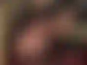 Alimentando tu adicción... Ven a adorar mis pies y piernas en medias marrones brillantes.