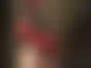 Amante del látex, dominación con strap-on y polla negra enorme.