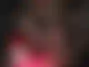 Piernas de nylon y una polla grande son tu debilidad.