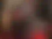 Adoro los pantalones cortos de satén negro, tan ajustados y brillantes, perfectos para las fantásticas curvas de mi amante.