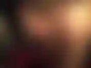 Simplemente no puedes resistirte al hermoso trasero de la amante vivian en medias negras transparentes, capas de nailon brillante y, oooh, bonitas bragas de encaje...