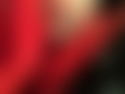 Guantes de látex rojos sexys provocan - inhala estos guantes de goma, siéntelos en tu cuerpo, deslizándose hacia tu boca... Mmmm...