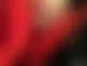 Guantes de látex rojos sexys provocan - inhala estos guantes de goma, siéntelos en tu cuerpo, deslizándose hacia tu boca... Mmmm...