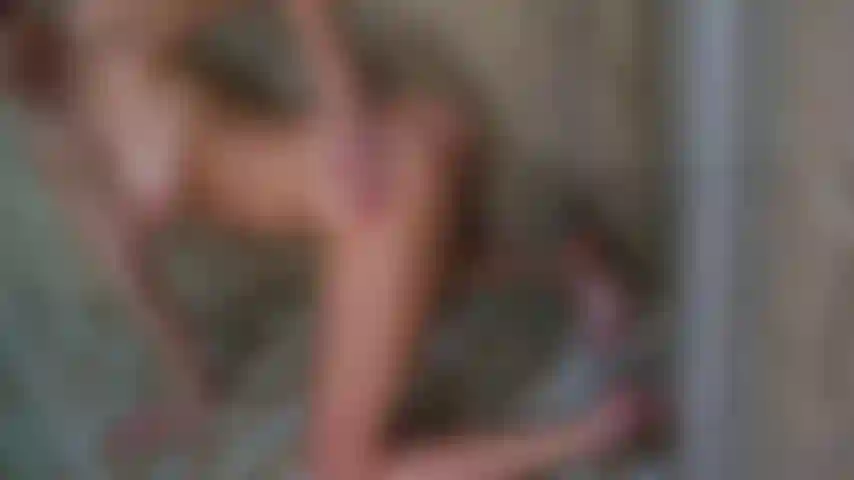 Masturbo en la ducha, juego conmigo misma en la ducha y me corro fhd.