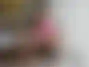 Señora squirting en hotel. Juego con chochito caliente.