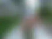 Footfetish al aire libre. Pies y coño, espía molly fun en el parque fhd 60fps.