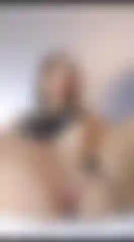 Fóllame mi bonito y mojado coño.