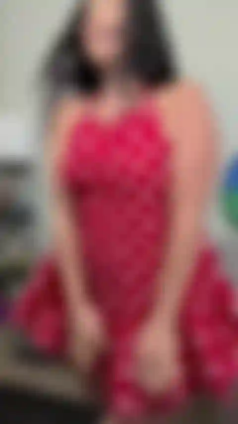 ¡Feliz día del bistec y la mamada! Te gustaria tu mamada antes o despues de cenar? Gfe con corrida facial.