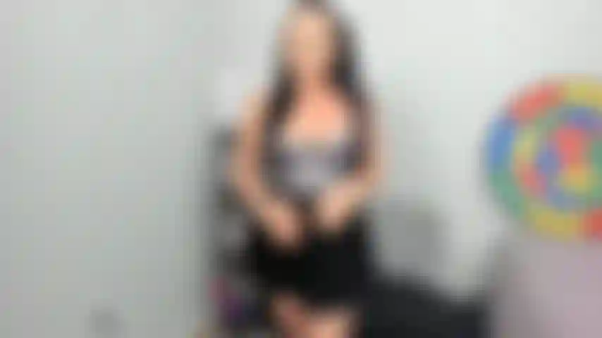 * Provocación y negación * ¡hoy finalmente podría ser tu día de suerte! Crees que me desnudaré y me tocaré el coño por ti? O volverás a ser negada!