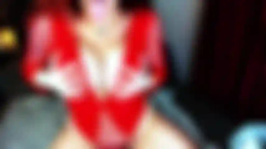 Juego de tetas, escupiendo, golpeando y sacudiendo.....