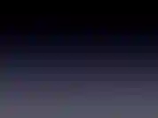 Mírame chupar y follar a este chico en un barco. Me llevo su gran polla hasta la garganta. Acariciándolo cada vez más rápido hasta que me sopla por toda la cara!!