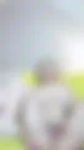 Mi exuberante desde la boca hasta el coño.