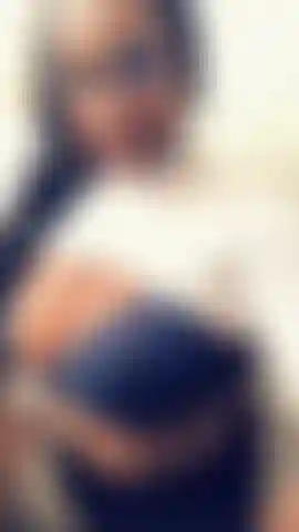 Juguemos un juego. Quien acierte se lleva un vídeo gratis.