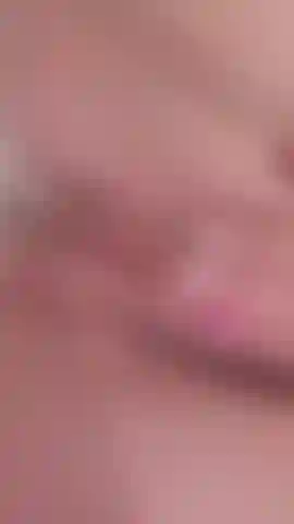 Coño mojado en la bañera.