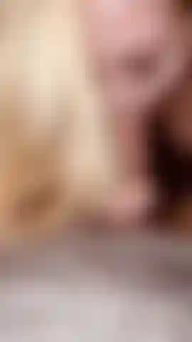 Avance de sophia chupando buena polla.