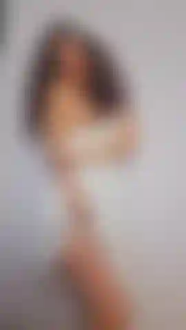 Orgasmo rápido con juguete vibrador.