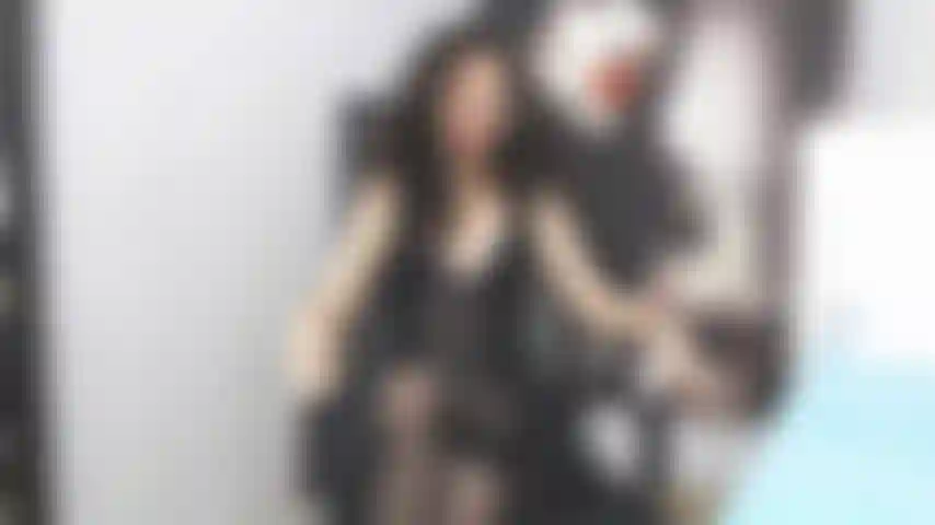 Traviesa secretaria necesita tu atención // striptease, juego con el coño, juguetes y orgasmo.