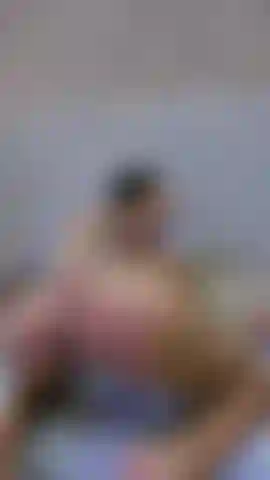 ¿Quieres que me monte? Mírame y disfruta.