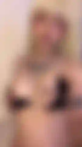 Juguemos con mis tetas.