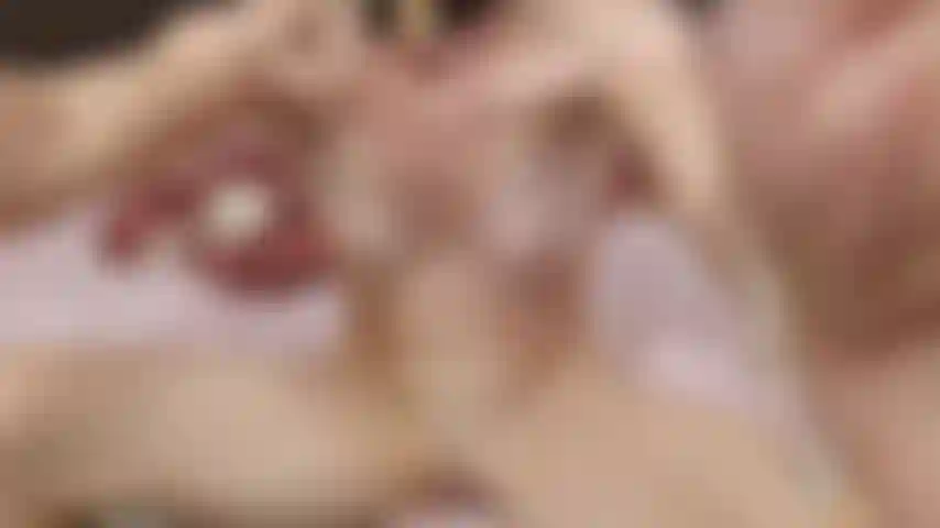 Fetiche de nariz de cerdo, follada de coño con consolador.