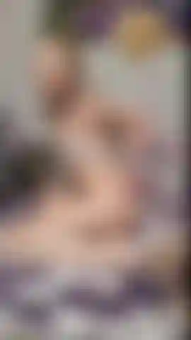 Bondage, dildo, follar, chupar, paja, trabajo de pies.