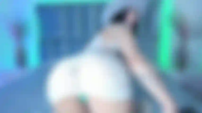 Nalgueame el culo y hazme vibrar.