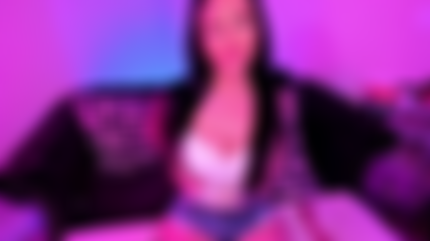 Amordazame con tu mamada de polla, azótame y fóllame profundamente.