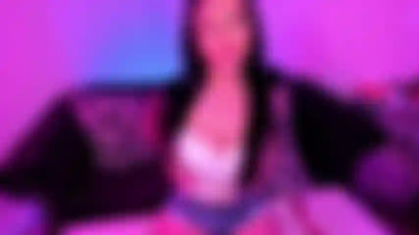 Amordazame con tu mamada de polla, azótame y fóllame profundamente.