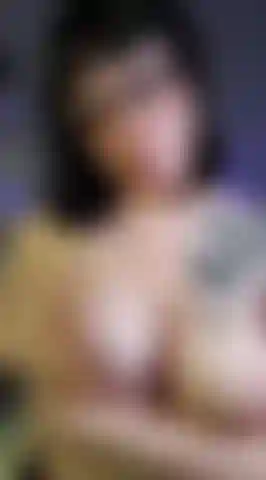 Come play with my tits