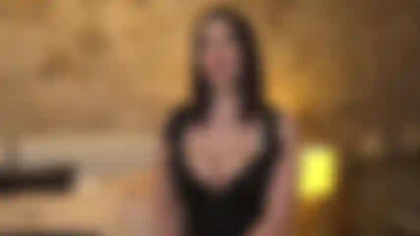 La diosa sobrenatural te está robando, manipulando y estimulando tu polla con sus grandes pechos hasta que te rompas y le des tu esperma!