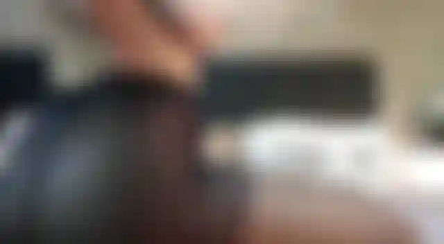 Sensual provocación en pantimedias.