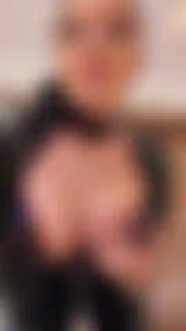 Seducción látex (asmr).