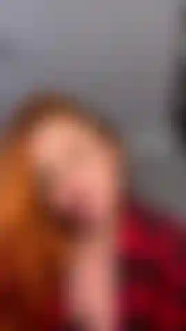 Tu vaquera necesita usar su culo para montar algo duro, ¡vas a ayudarme mi vaquero!