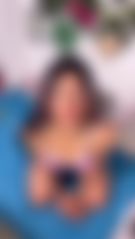 Me encanta cuando mis tetas rebotan.