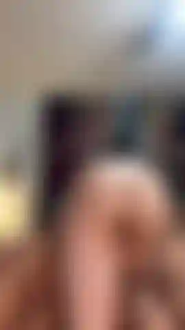 Habla de un tease de cuerpo completo. 6'2 De culo, tetas, muslos, coño y una deliciosa y jugosa abundancia. #Bbw #tease #sexy #NerdyAmazon.