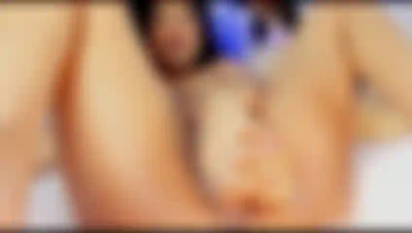 Fóllame el coño caliente.