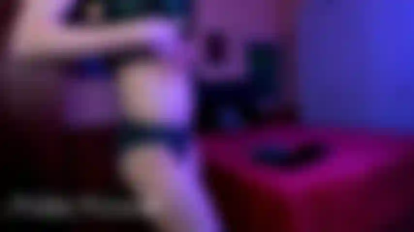 2022 - 8 Probando braguitas nuevas (pip) (sin audio).