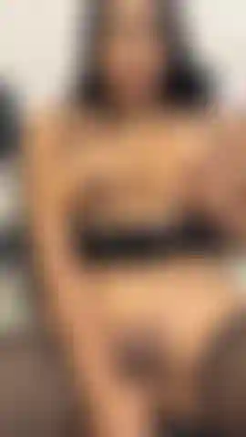 Deliciosos gemidos por tu polla dentro.