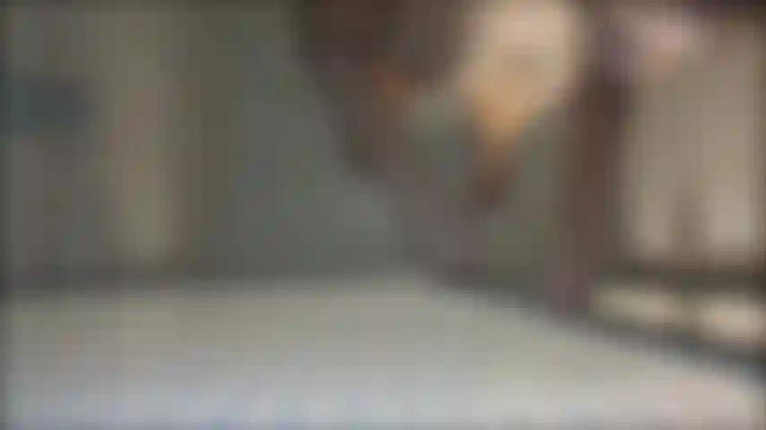 ¿Me estás espiando durante la ducha? Yo tomando una ducha caliente completamente desnuda, pies, provocación de espuma.