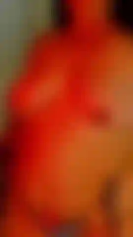 Sexy dancing for you, oiling my body, your fav BBW with pierced tits and fat ass!