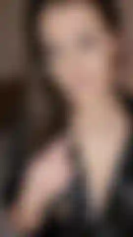 Seducción silenciosa, no se necesitan palabras mientras me burlo de ti y te tiento a unirte a mí para un orgasmo solo con las manos.