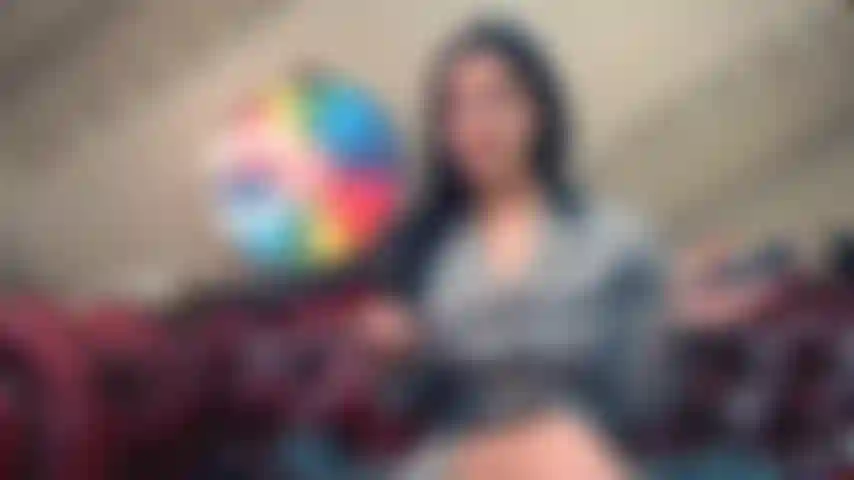 Profesora traviesa necesita una polla.