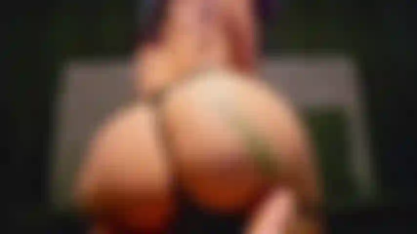 A Gift Only for Your Eyes: My Completely Naked Body (VIP Booty Show)