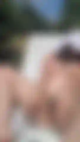 oiling my pussy in the sun part 2