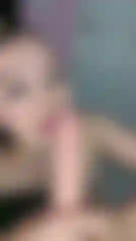 I'm addicted to this game... Watch me give you a naughty blowjob