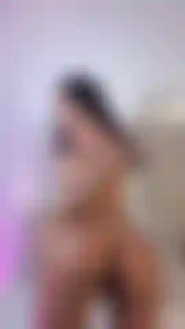Twerking naked right on top of you ;) #Latina #Twerk