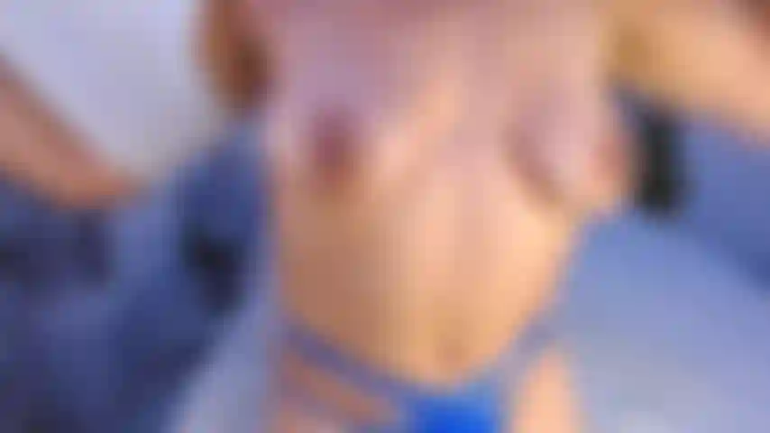 Jugando con mi ano prieto.