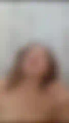 Ducha desnuda erótica caliente.