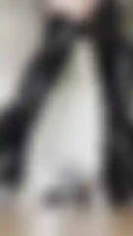 Crushing your car beneith my latex heels