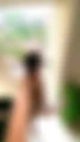 In my apartment I get very horny and I want everyone to look at me